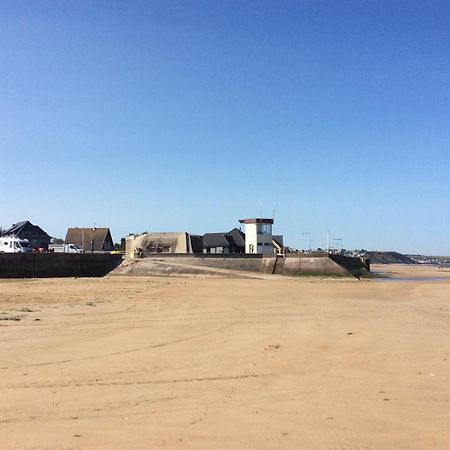 Maison renovee en pierres avec jardin près Omaha beach&Bayeux à 5mn de Port en Bessin Commes Extérieur photo