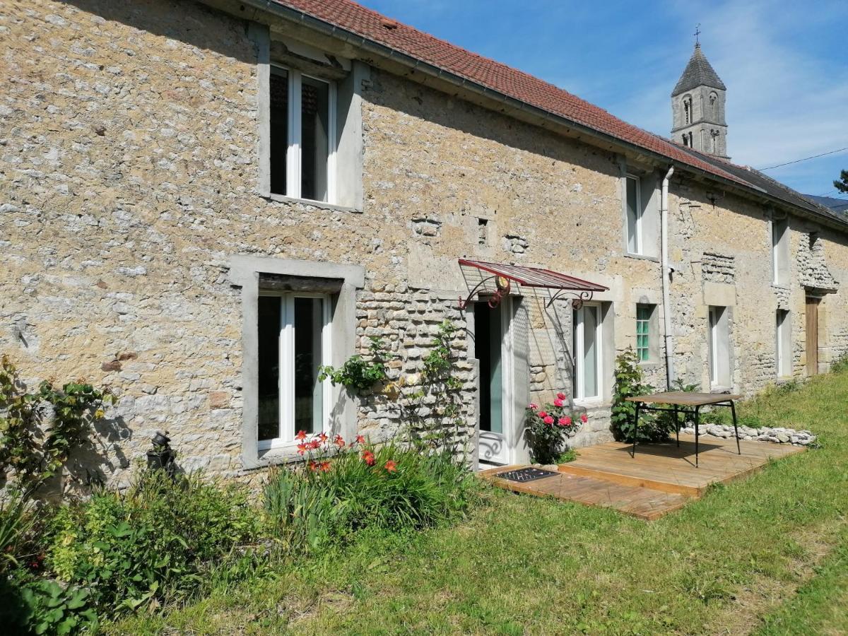 Maison renovee en pierres avec jardin près Omaha beach&Bayeux à 5mn de Port en Bessin Commes Extérieur photo