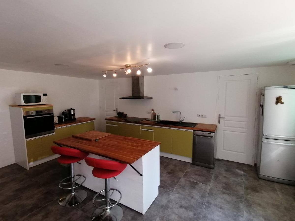 Maison renovee en pierres avec jardin près Omaha beach&Bayeux à 5mn de Port en Bessin Commes Extérieur photo