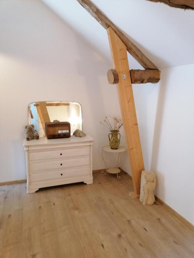 Maison renovee en pierres avec jardin près Omaha beach&Bayeux à 5mn de Port en Bessin Commes Extérieur photo